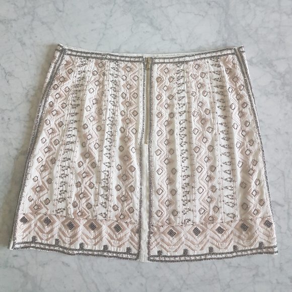 🌼 NWOT Club Monaco Rhys embellished skirt - Picture 3 of 7